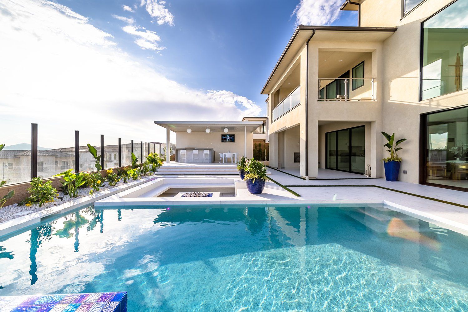 Luxury Swimming pool in Porter Ranch, CA.