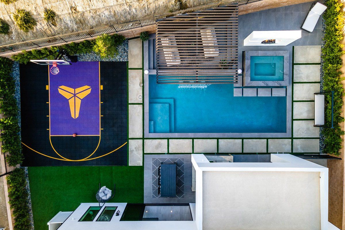 Luxury Swimming pool in Porter Ranch, CA. Luxury Swimming pool in Porter Ranch, CA.