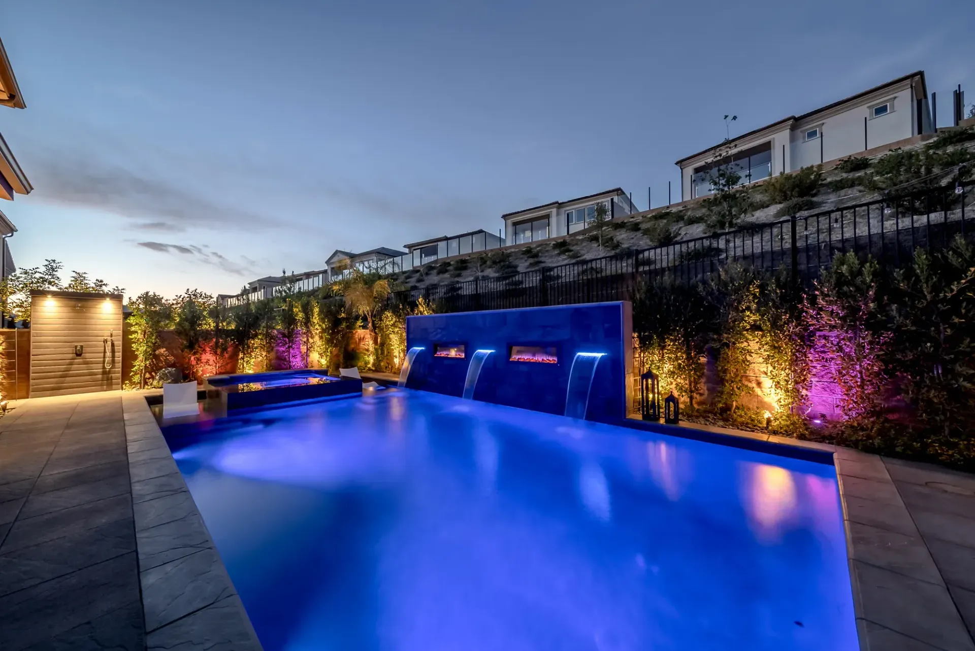 Luxury Swimming pool in Porter Ranch, CA.