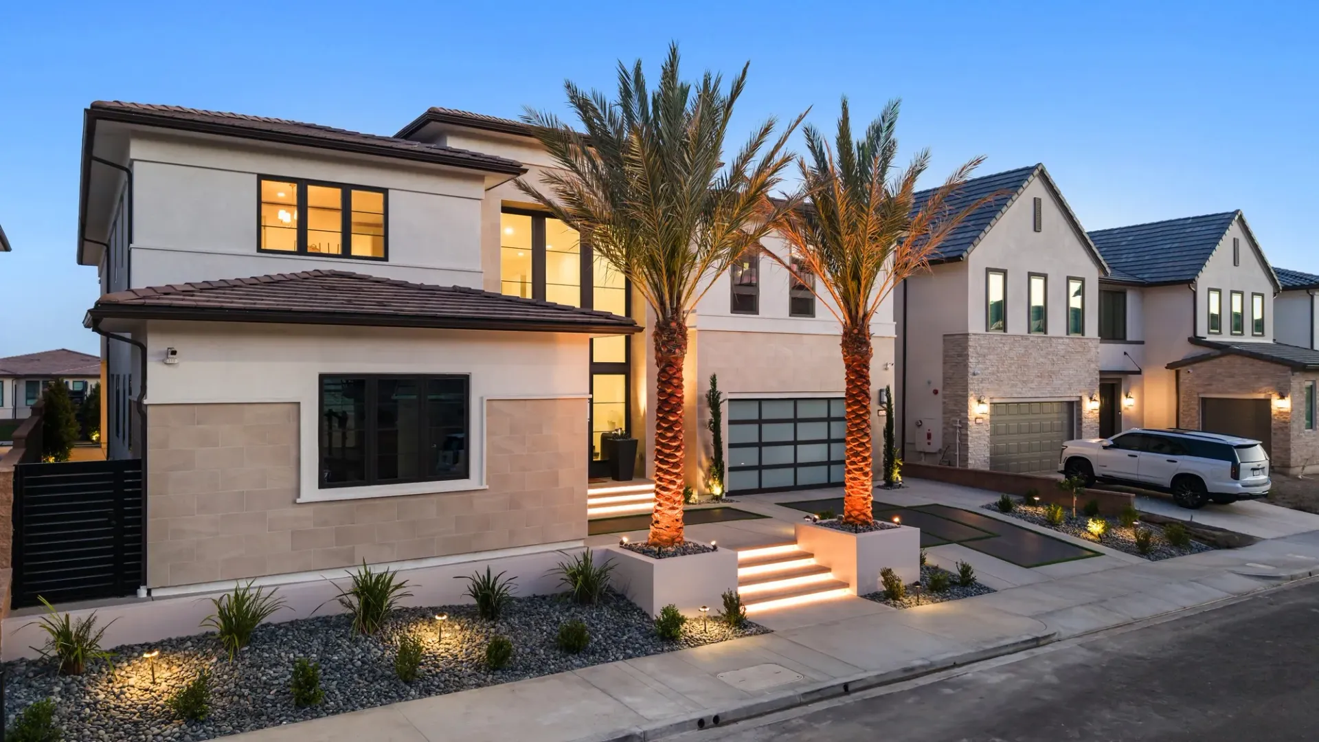 Luxury pool and outdoor living space in Porter Ranch, CA. Design and construction by Westmod.