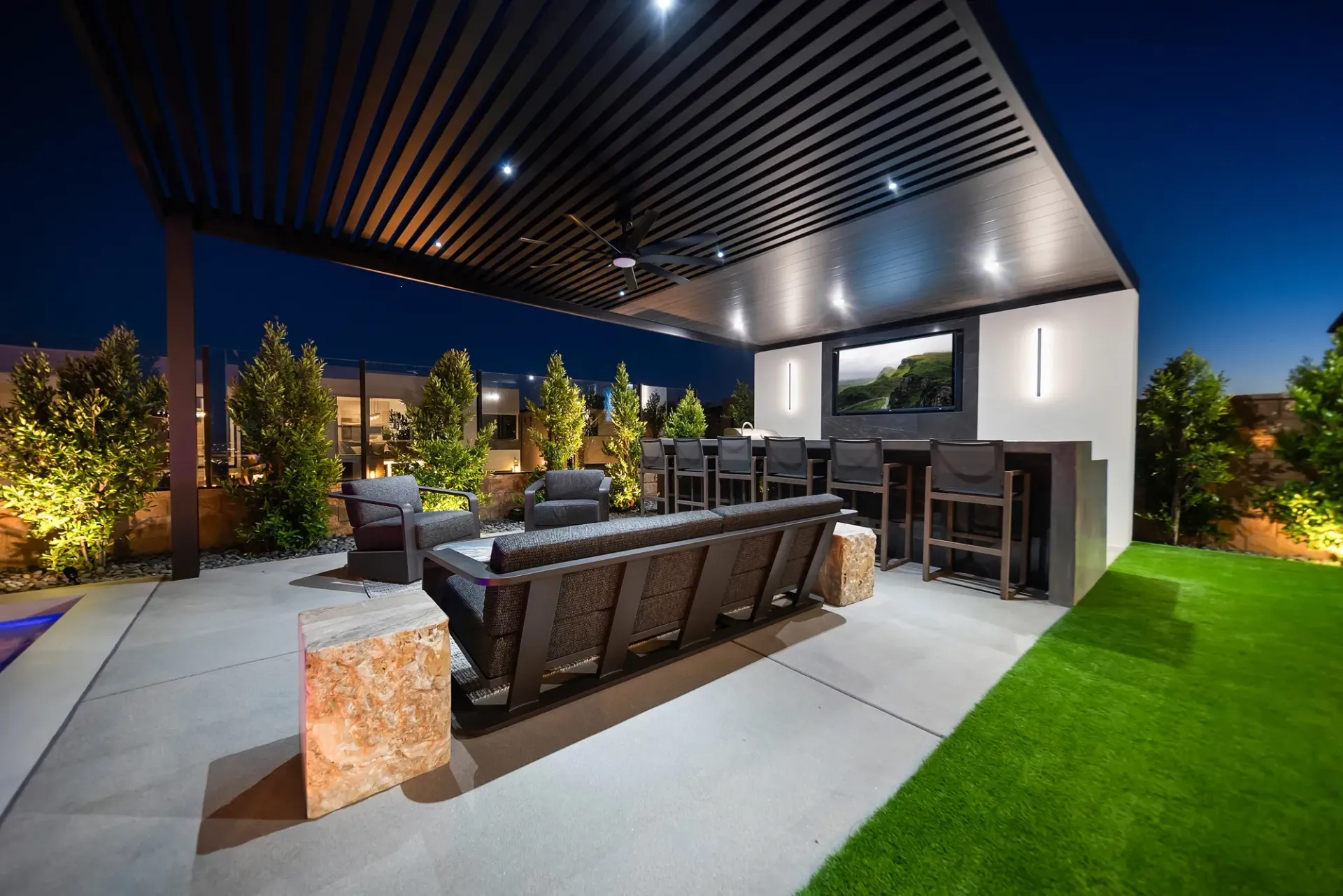 Luxury pool and outdoor living space in Porter Ranch, CA. Design and construction by Westmod.