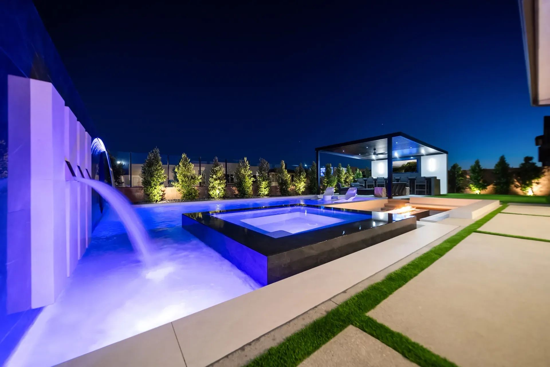 Luxury pool and outdoor living space in Porter Ranch, CA. Design and construction by Westmod.