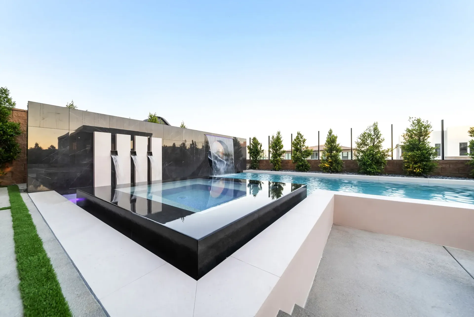 Luxury pool and outdoor living space in Porter Ranch, CA. Design and construction by Westmod.