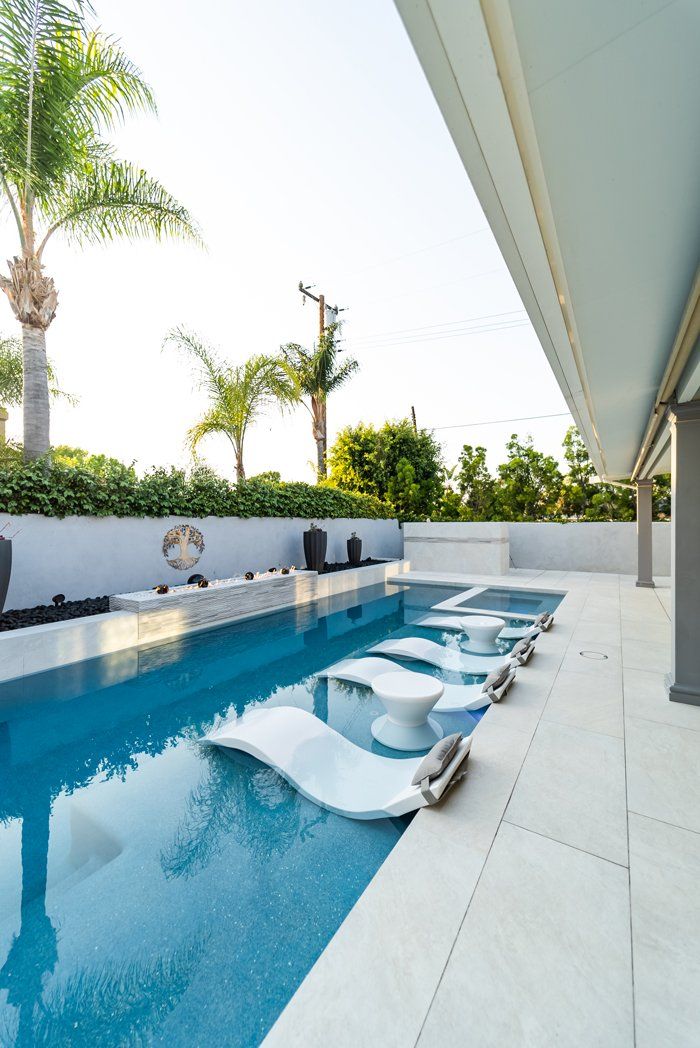 Luxury Swimming pool in Villa Park, CA.
