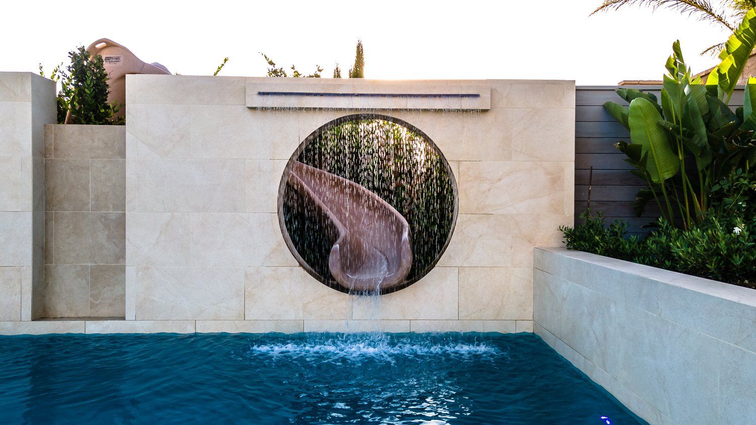 Luxury Swimming pool in Porter Ranch, CA.