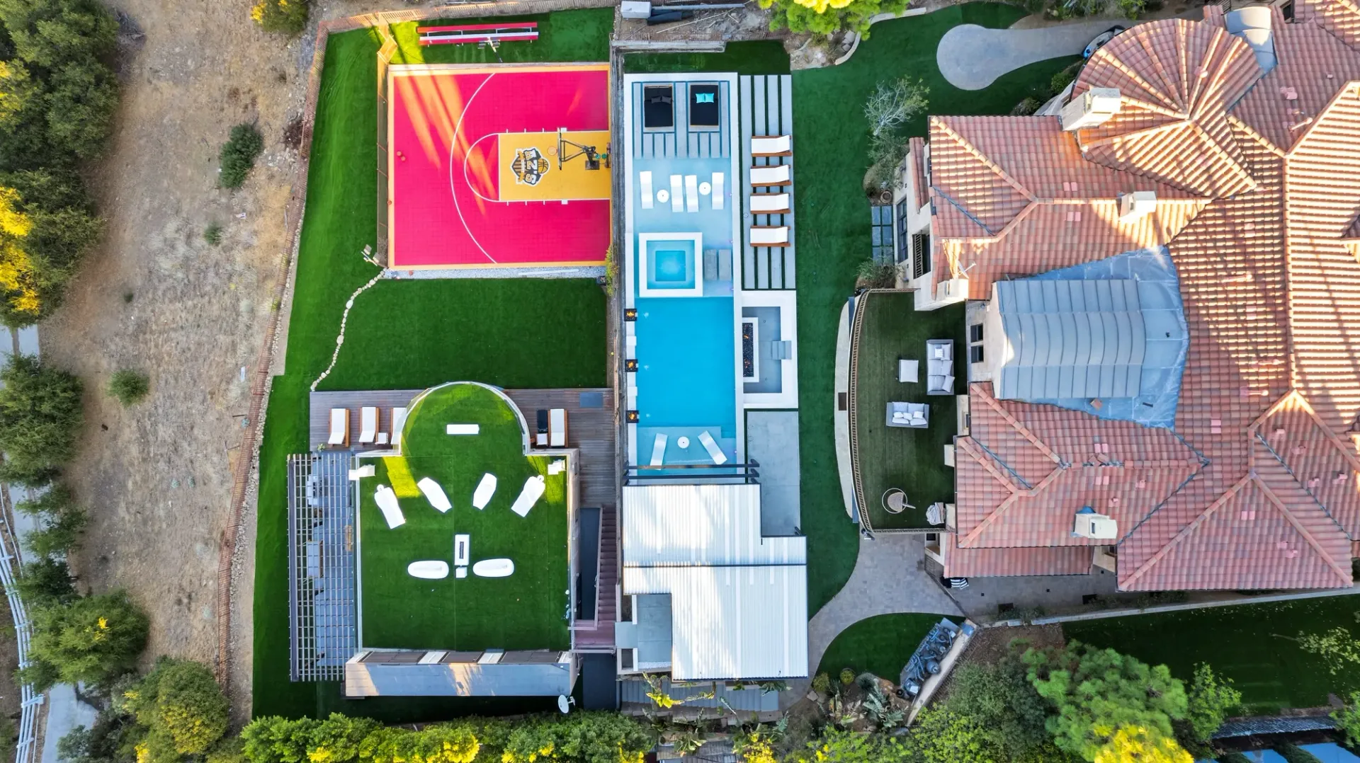 custom luxury pool, outdoor living, and landscaping by Westmod in Los Angeles, CA.