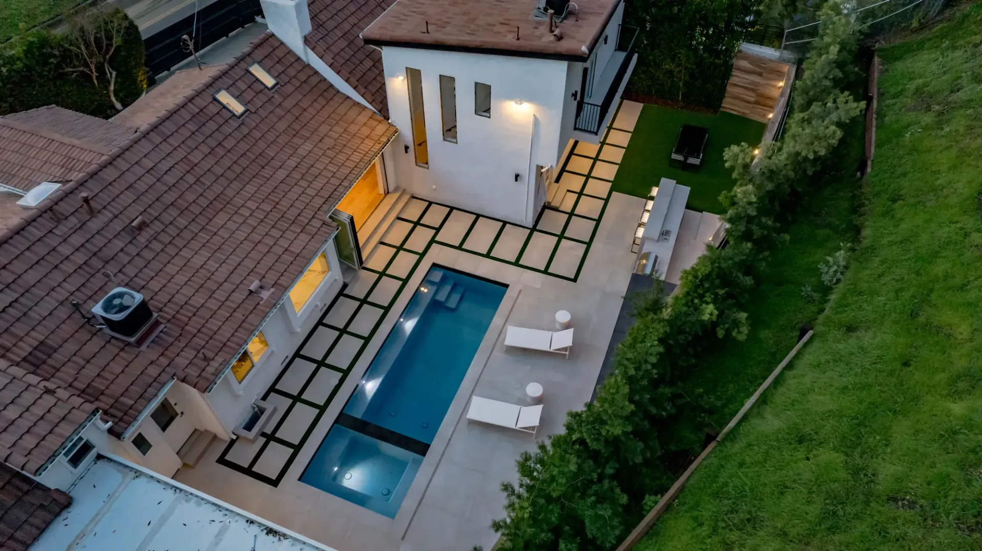 Luxury Swimming pool in Beverly Hills, CA. Luxury Swimming pool in Beverly Hills, CA.