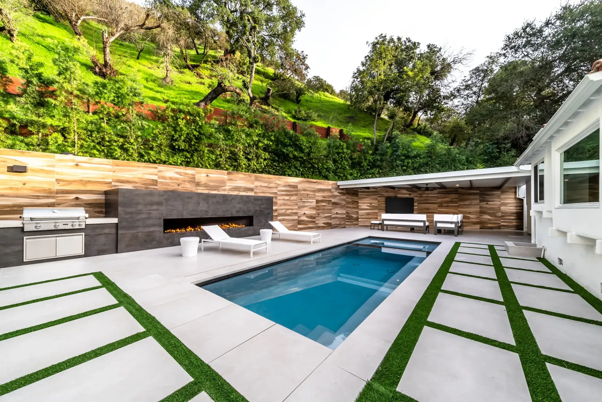 Luxury Swimming pool in Beverly Hills, CA. Luxury Swimming pool in Beverly Hills, CA.