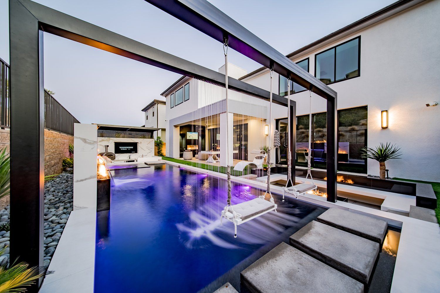 Luxury Swimming pool in Porter Ranch, CA.