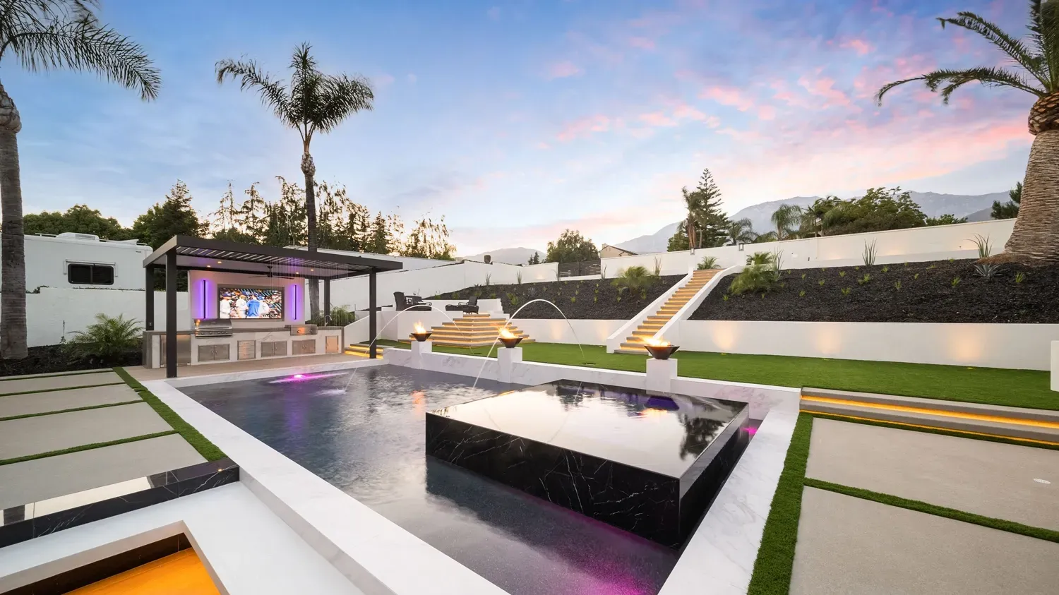 Luxury Swimming pool in Rancho Cucamonga, CA. Luxury Swimming pool in Rancho Cucamonga, CA.