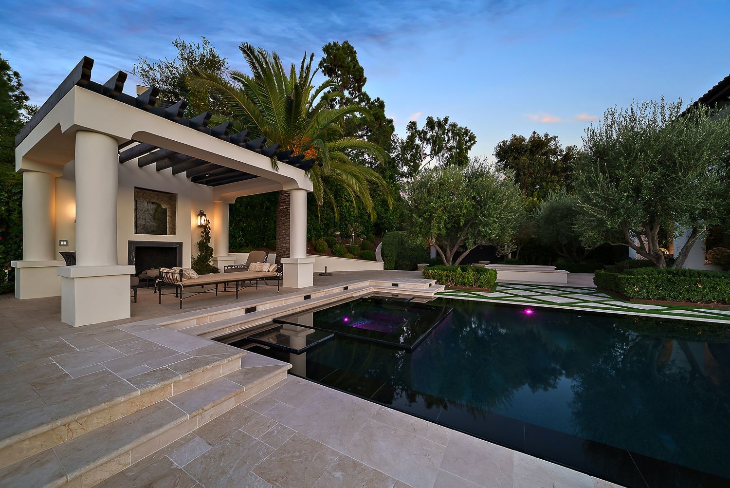 custom pool overlooking lake in Los Angeles, CA.