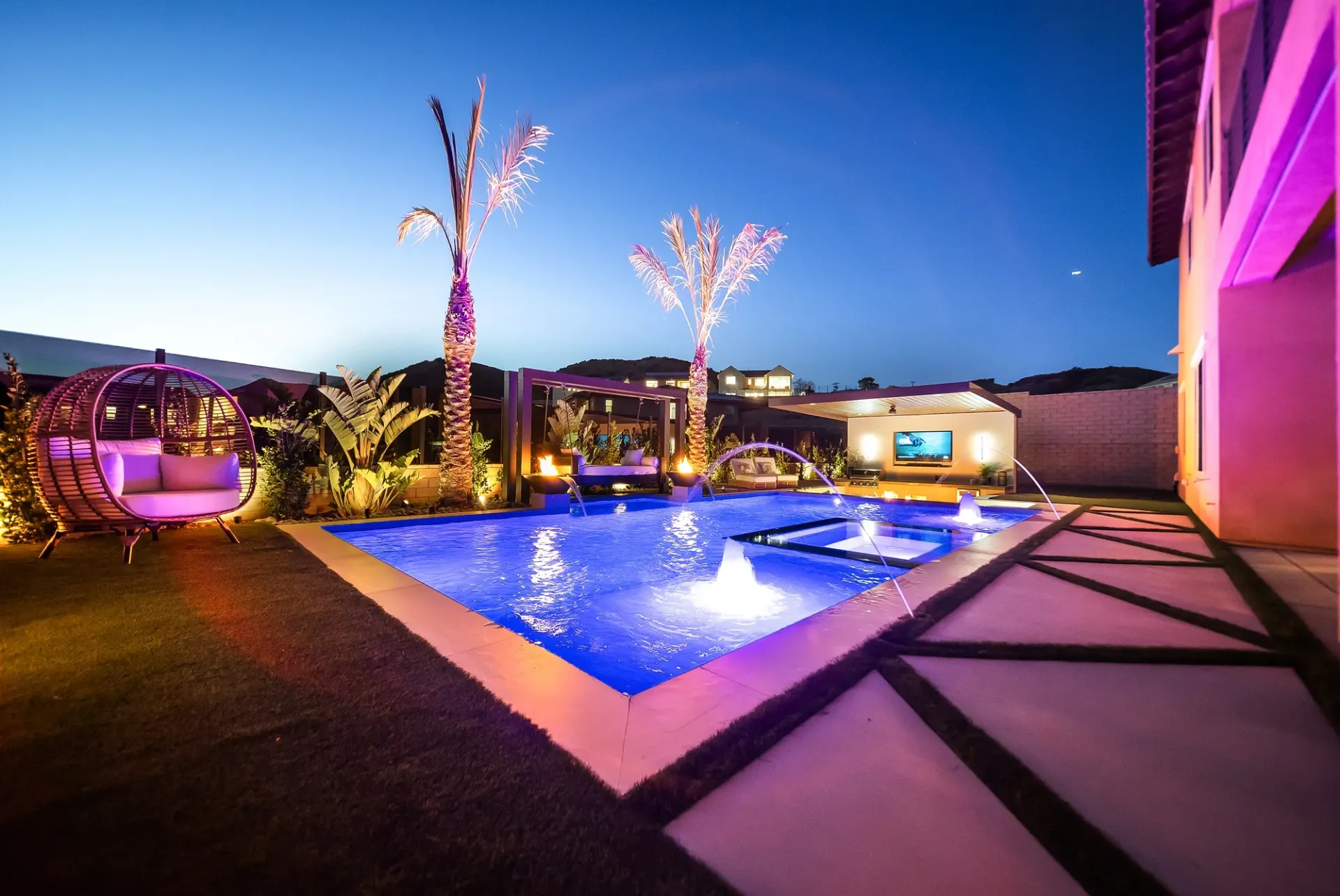custom swimming pool and outdoor living by Westmod.