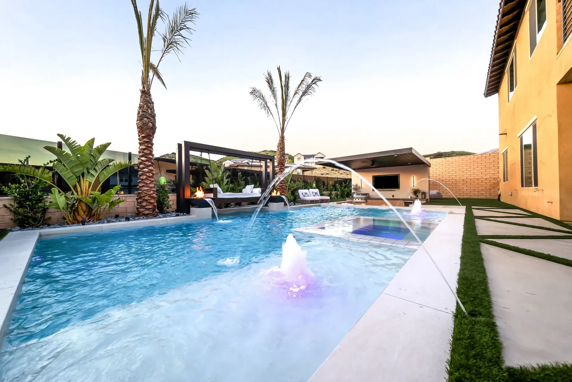 custom swimming pool and outdoor living by Westmod.