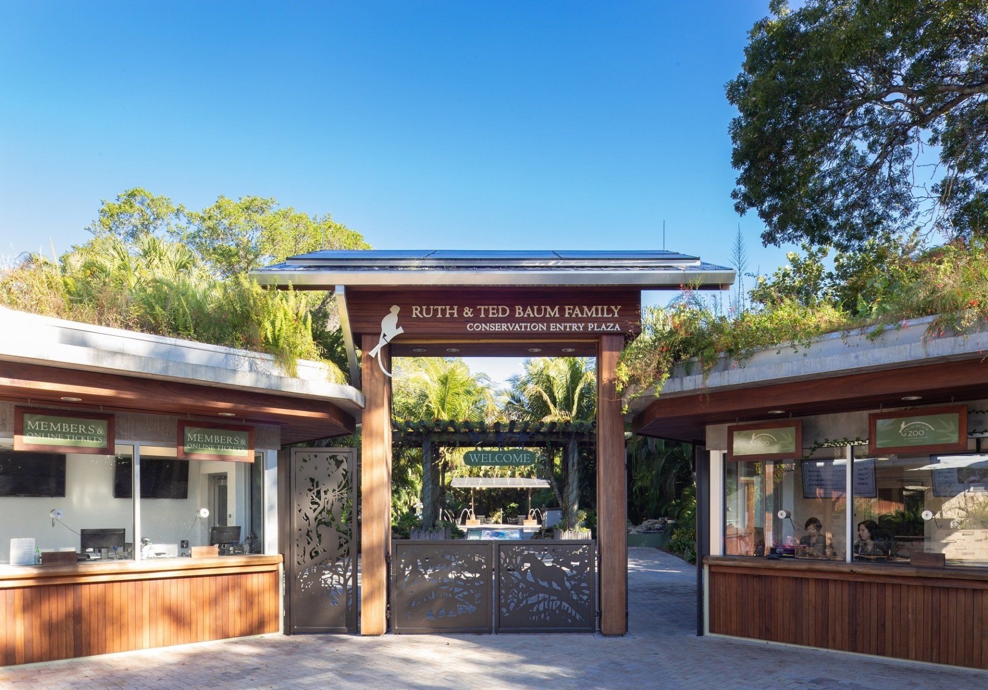 The entrance to a zoo with a sign that says ' ruth & tod lerner ' on it
