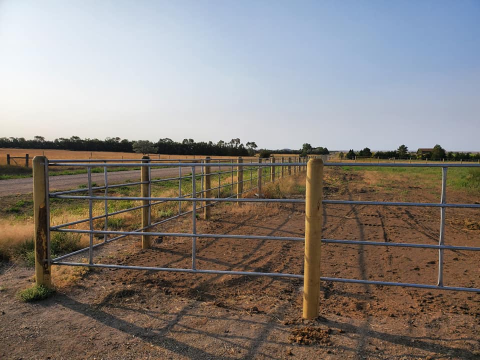 Wire Fence | Aberdeen, SD | Ludemann Fencing Wire Fence | Aberdeen, SD | Ludemann Fencing