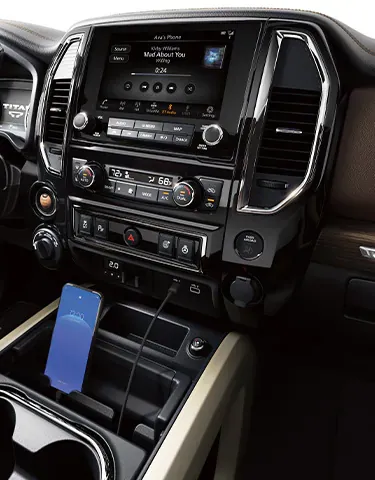 2024 Nissan Titan Interior 2