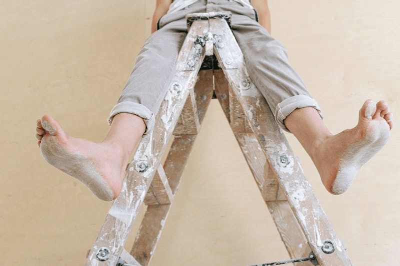 As of 2021, nearly 56% of homeowners planned to undertake a renovation project, and the median expenditure for renovations was $10,000–$60,000.