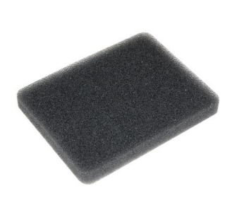 Almohadilla rectangular de esponja de espuma negra sobre fondo blanco