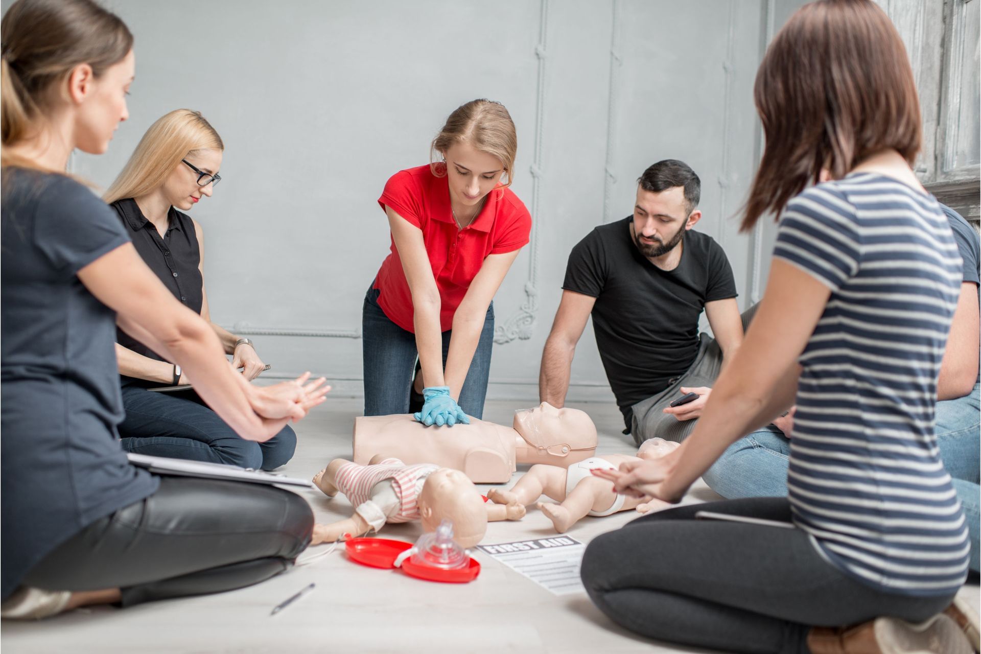 Infant CPR for babysitters