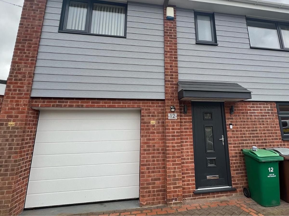 Spray Maestro before garage door spraying
