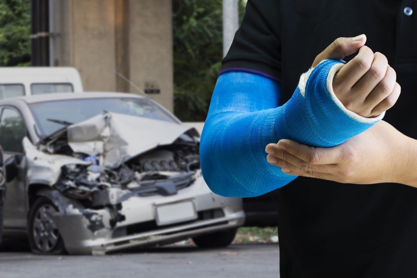 Man Arm With Cast — Goshen, NY — Owen Law Firm PLLC
