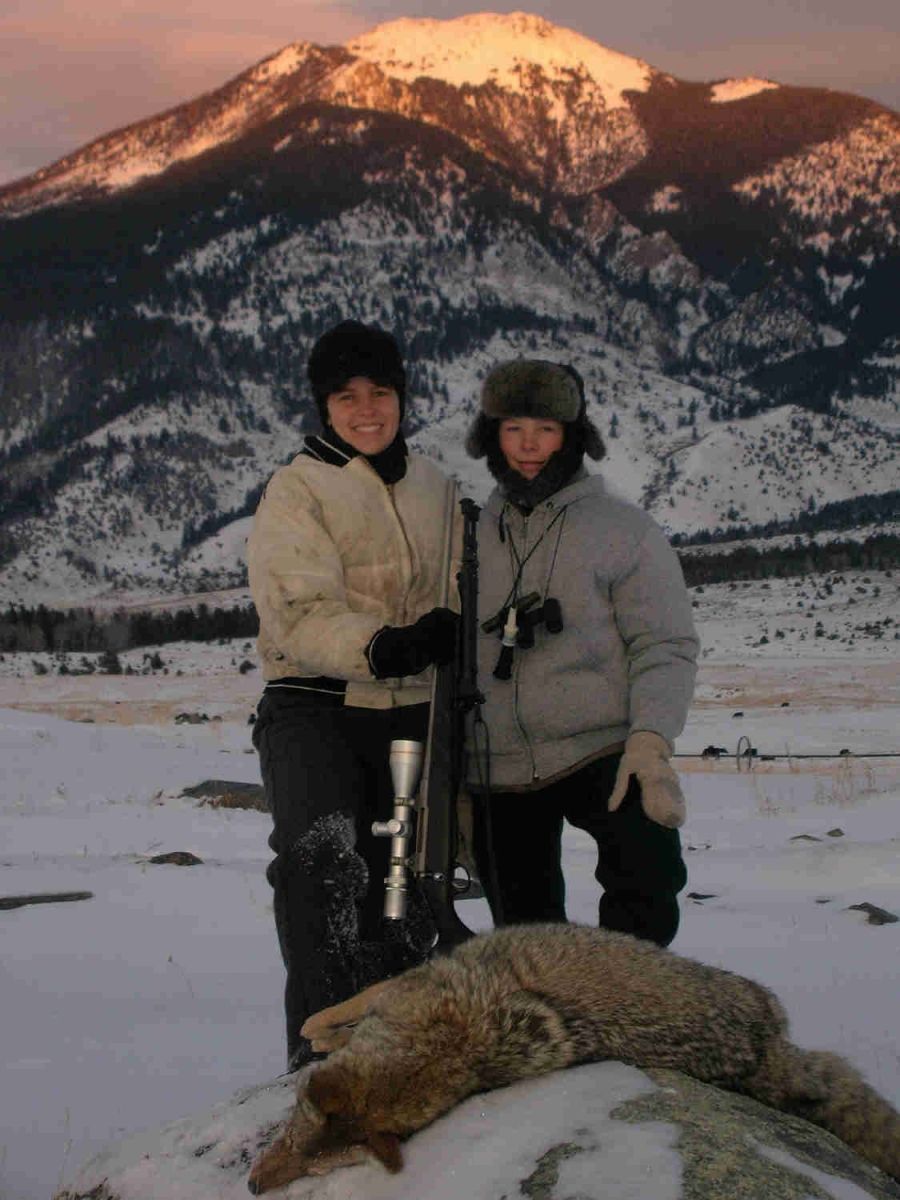 Zach called in a coyote for Dena!