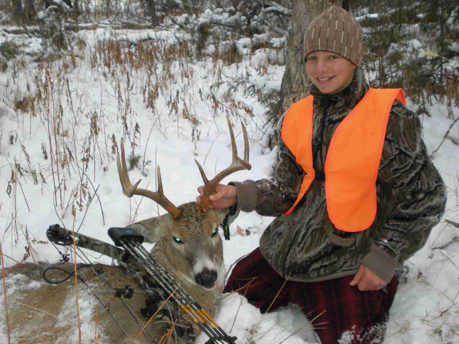 Zane's 1st Archery Buck4x4 Whitetail