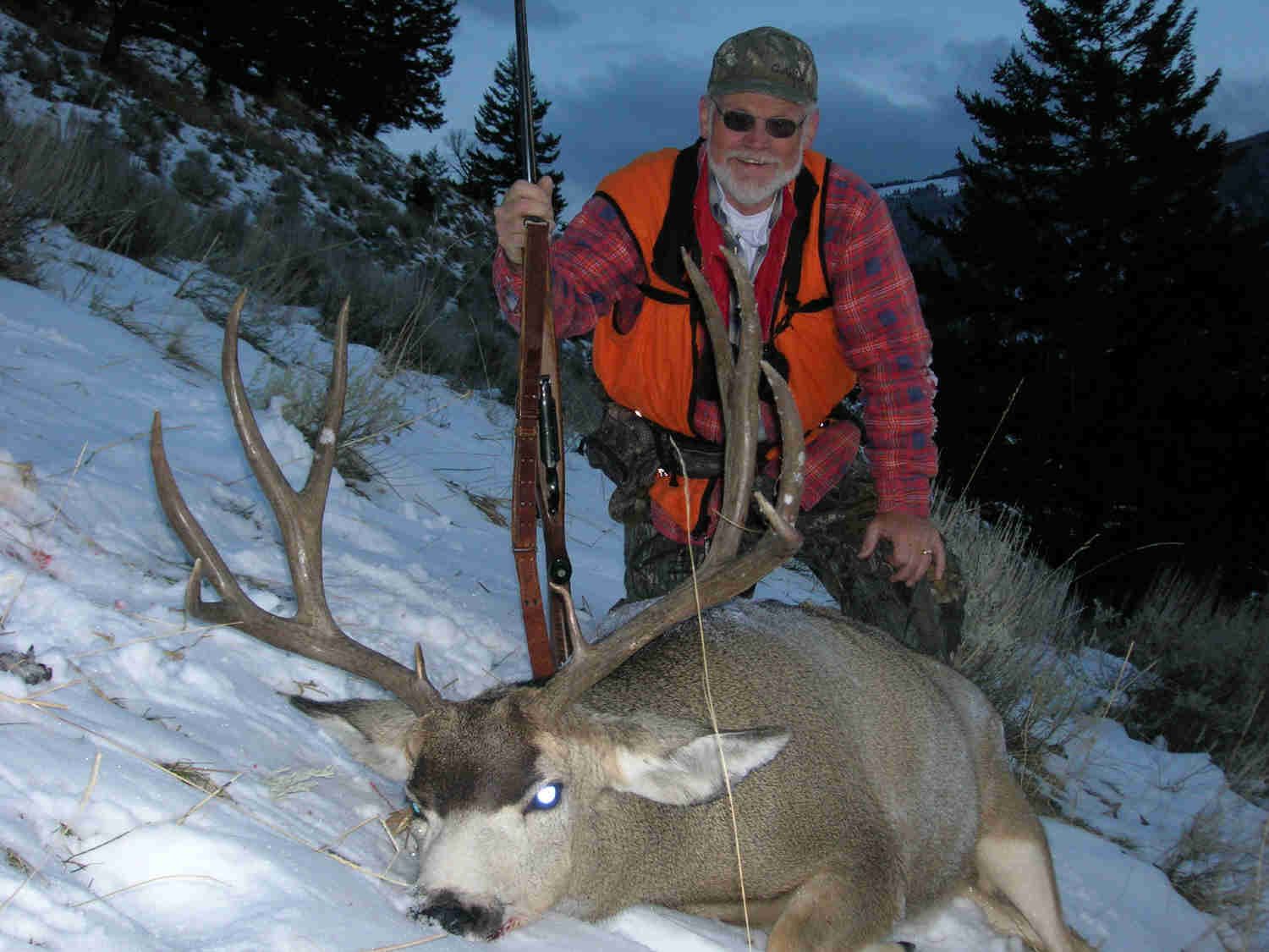 Rifle Elk/Deer Hunts Gallery Image