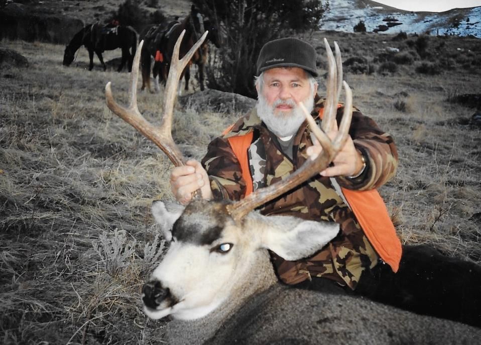 Rifle Elk/Deer Hunts Gallery Image