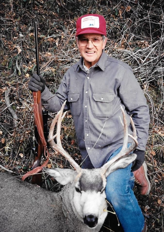 Rifle Elk/Deer Hunts Gallery Image