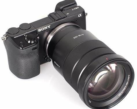 Sony A6700 + 18-105 4.0 PZ in Nieuwstaat | Krachtige APS-C camera met top autofocus