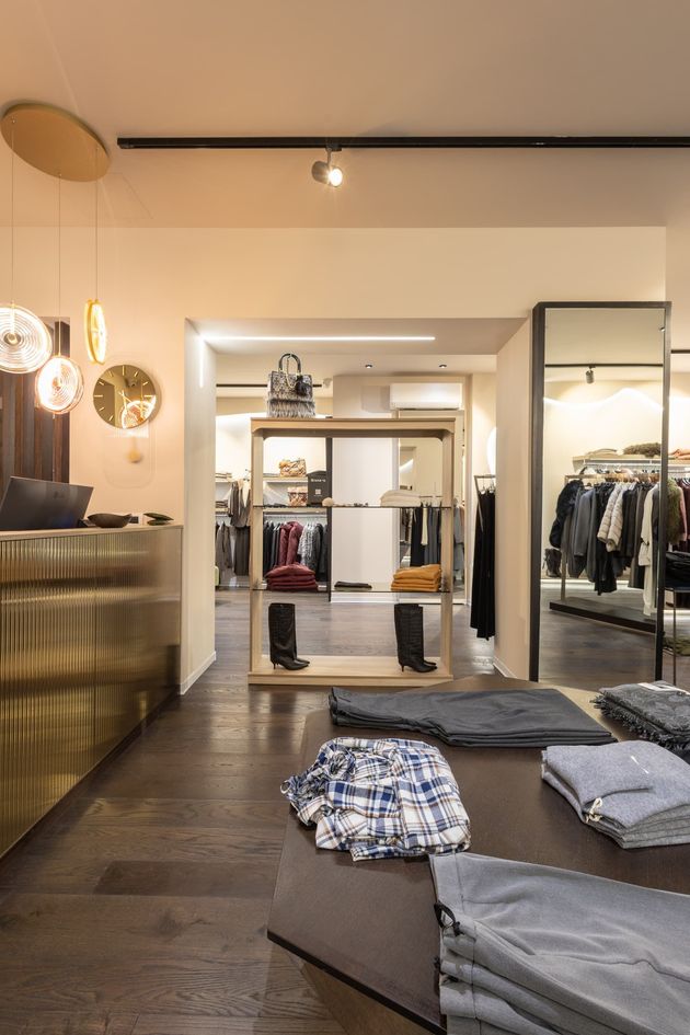 La boutique di Lotus concept store