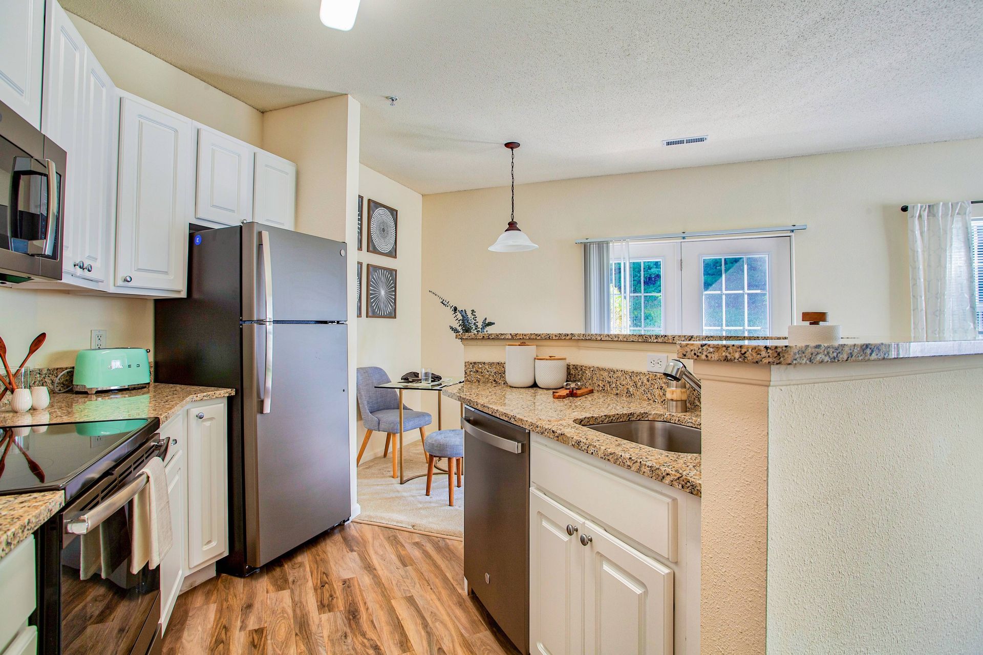 Kitchen at Longview At Georgetown.