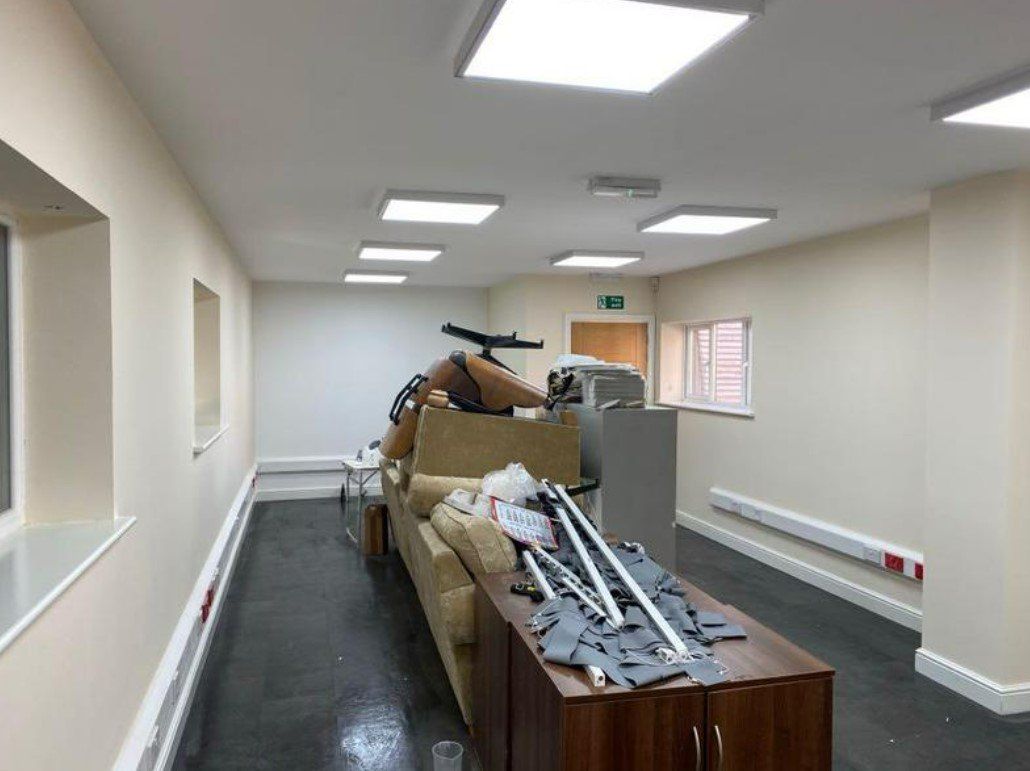 Picture of an office interior in Glasgow centre painted white by painters and decorators Glasgow