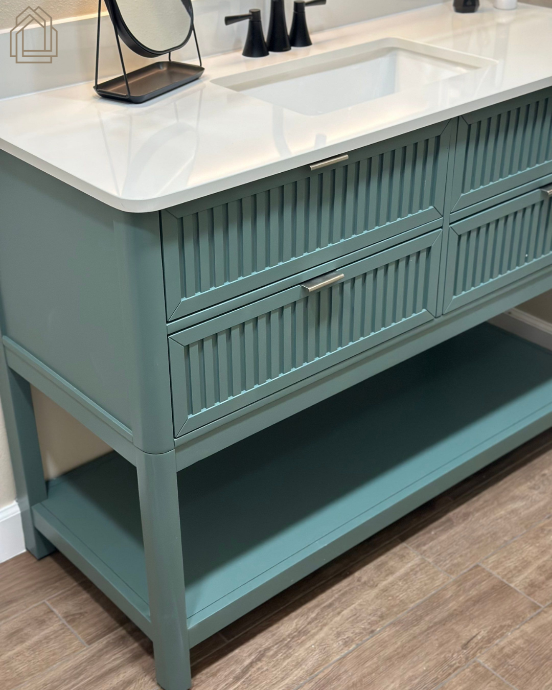 custom furniture cabinetry
decorative millwork
custom carpentry
built in storage
luxury cabinetry
furniture style cabinet