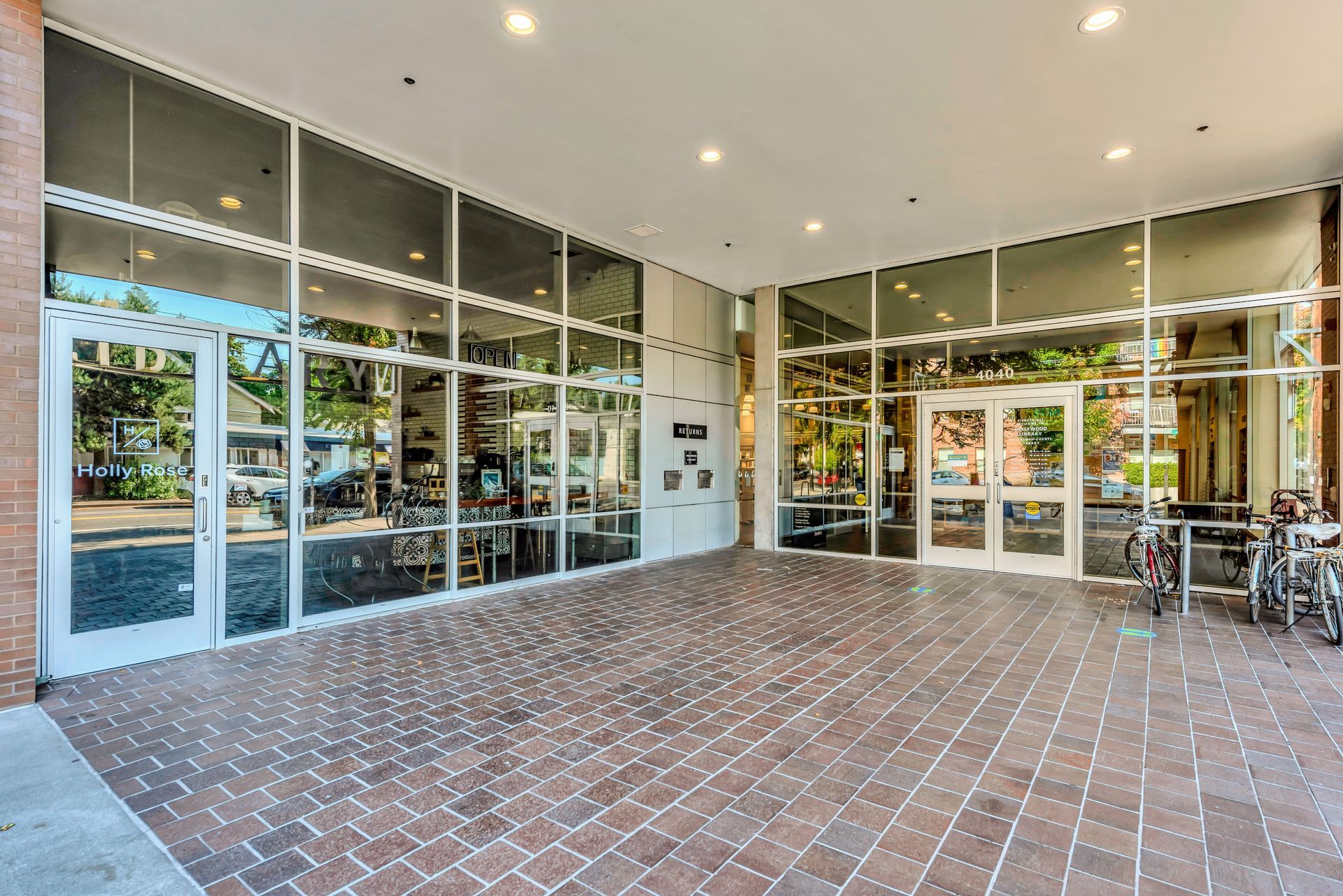 bookmark entrance