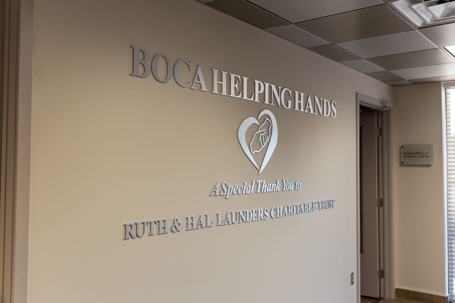 Boca Helping Hands logo