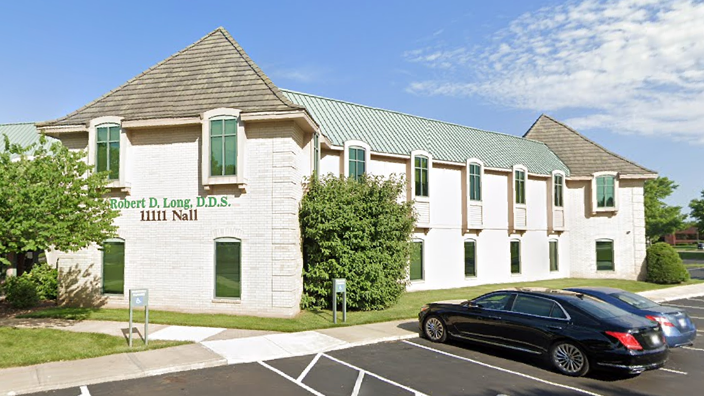 Large high-end commercial property for lease at 11111 Nall in Kansas City.