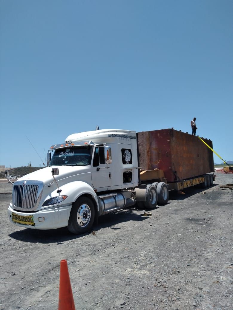 CHAVARRIA URBANIZACION Y CONSTRUCCION