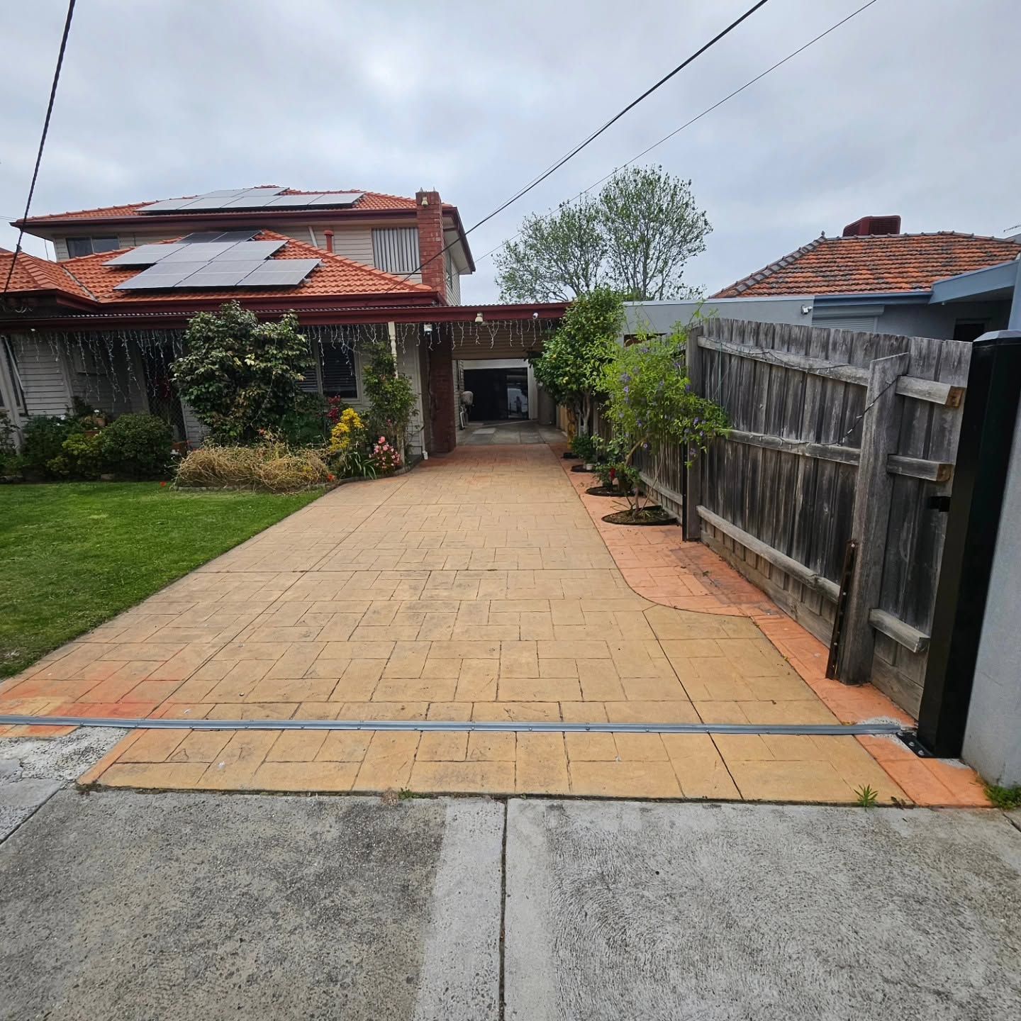 Before Spraycrete driveway in Bentleigh East Victoria
