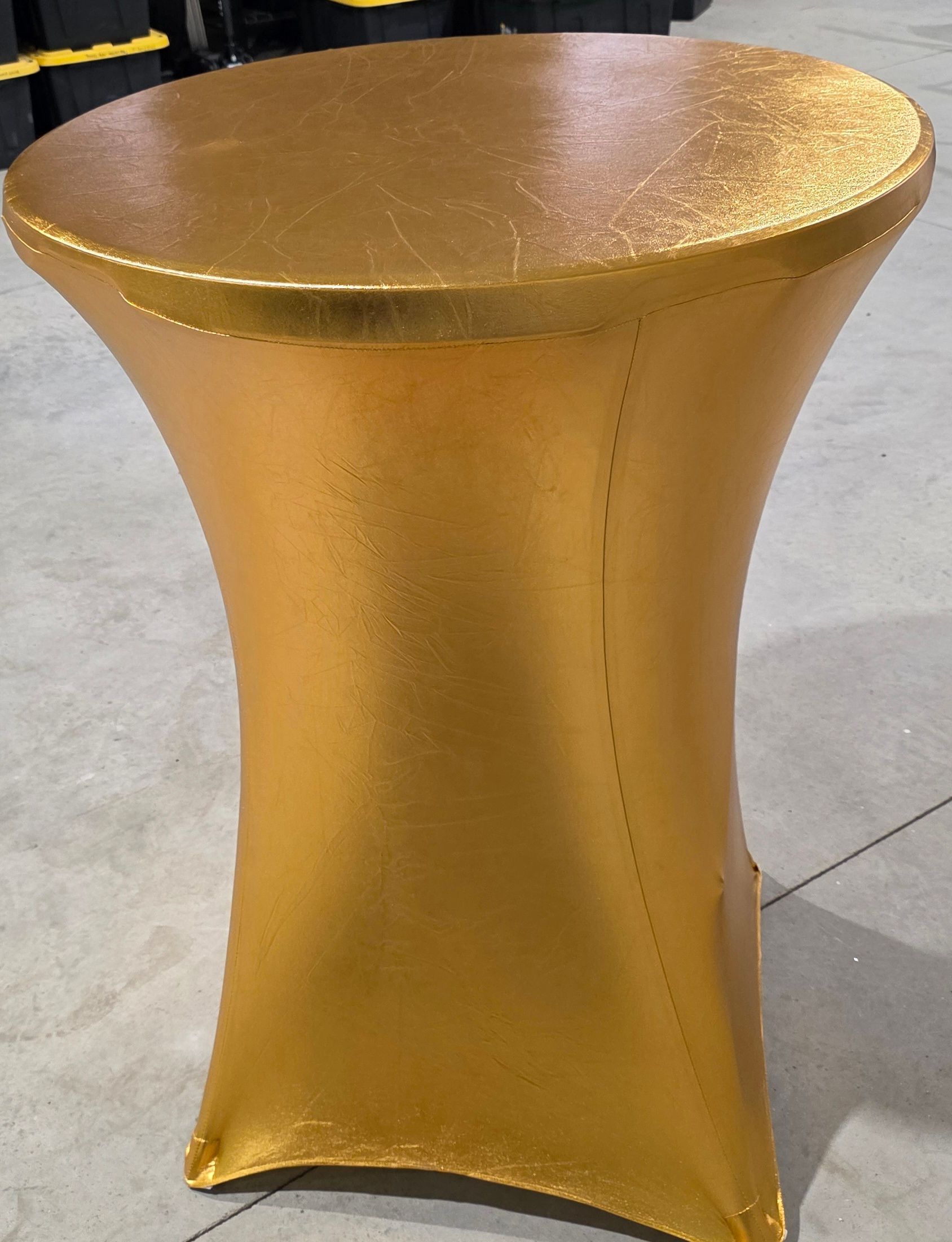 Gold High Top Table Clothes