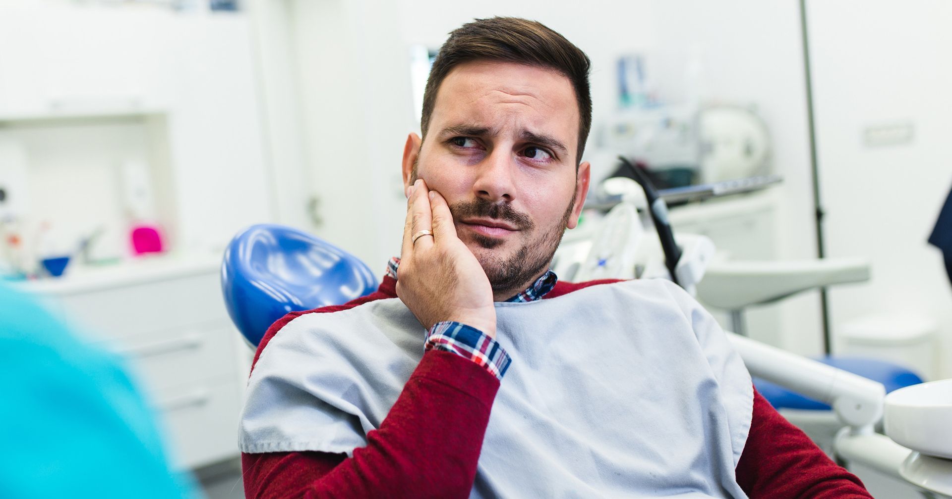 do dental implants hurt