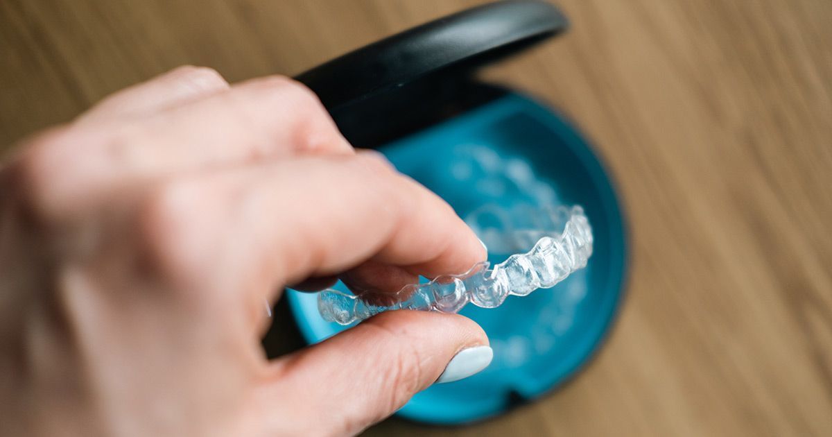 how does invisalign work