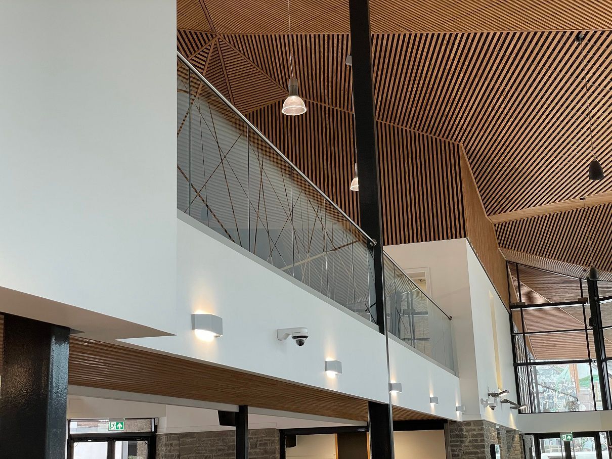 HANDRAILS / BALUSTRADES
Supplies Newport