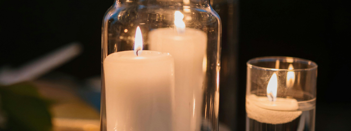 Soft candlelight creating a calm, relaxing environment for early labour at home