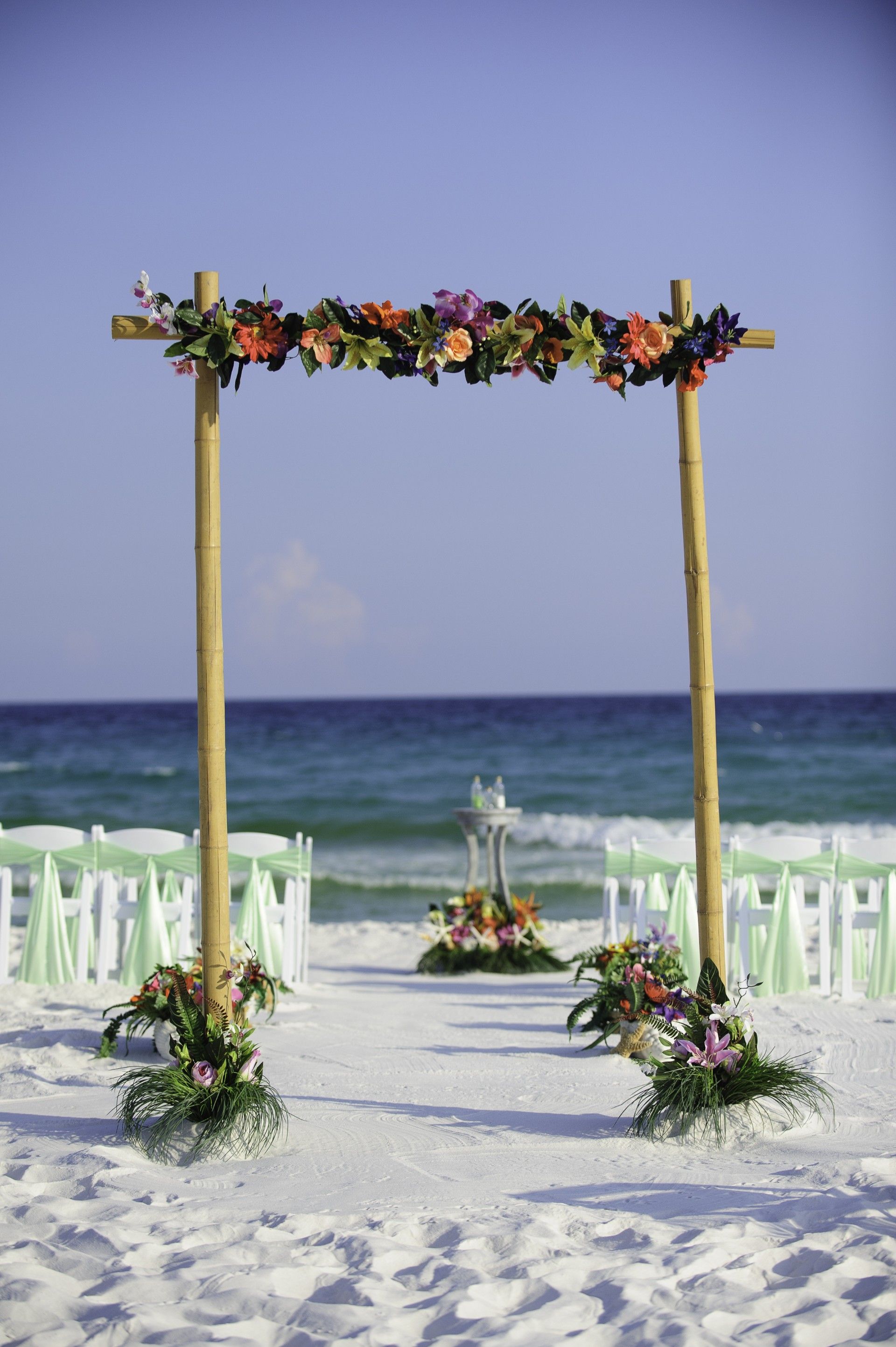 large beach wedding in 30A