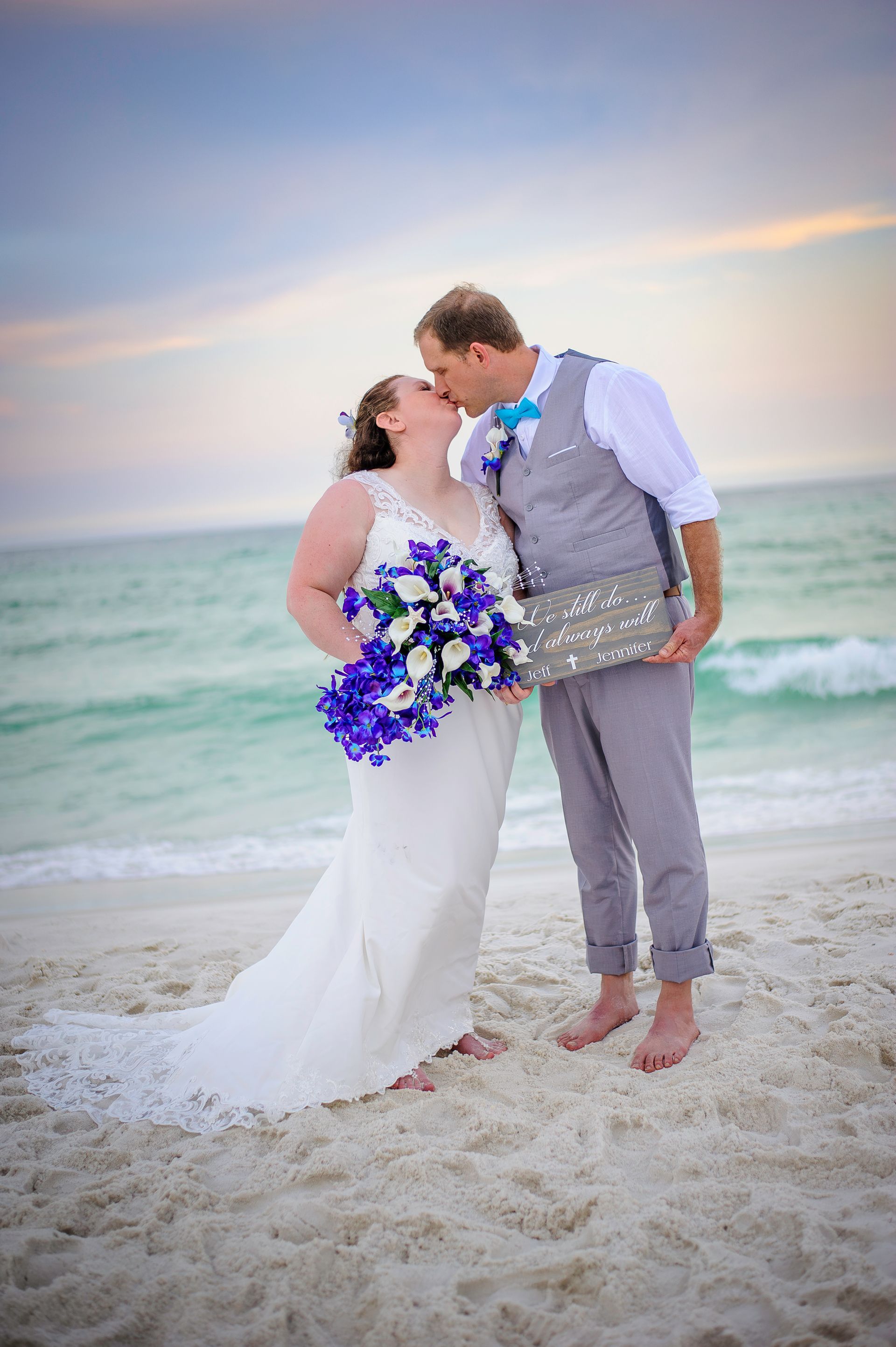 bride and groom kissng during 30A
