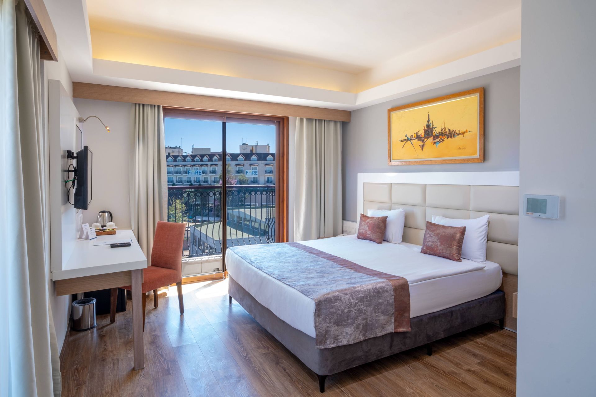 Fore Hotel | Select Dates & Start Booking