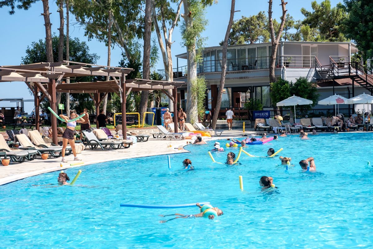 Fore Resort  | Swimming pool