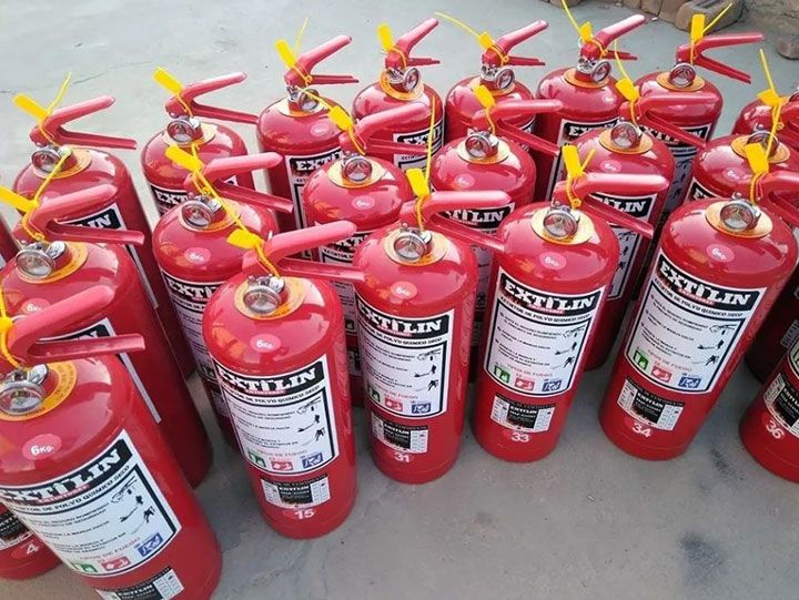 EXTINGUIDORES Y EQUIPOS CONTRA INCENDIOS BARRAGAN